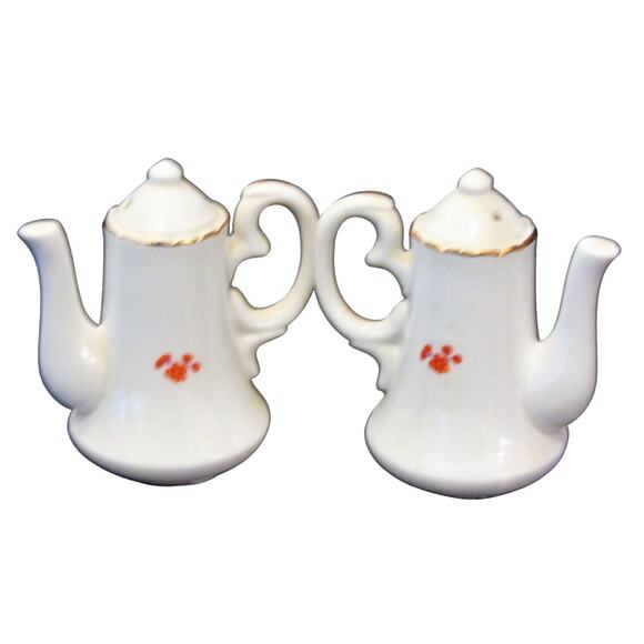 Japan Salt & Pepper Shakers Teapots White Floral Bone China Mid Century Vtg - Picture 3 of 6